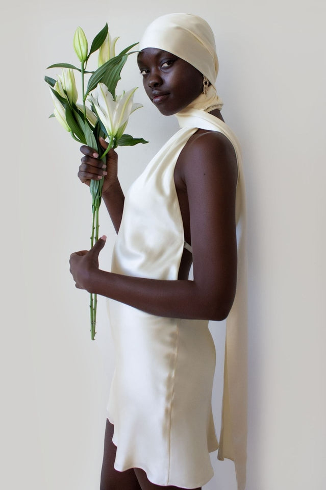 Astrella Neck Wrap Midi A for Confident Style