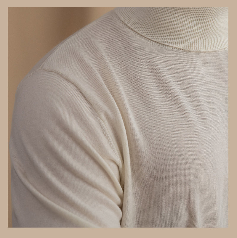 Vermont Turtle Neck Knit Sweater